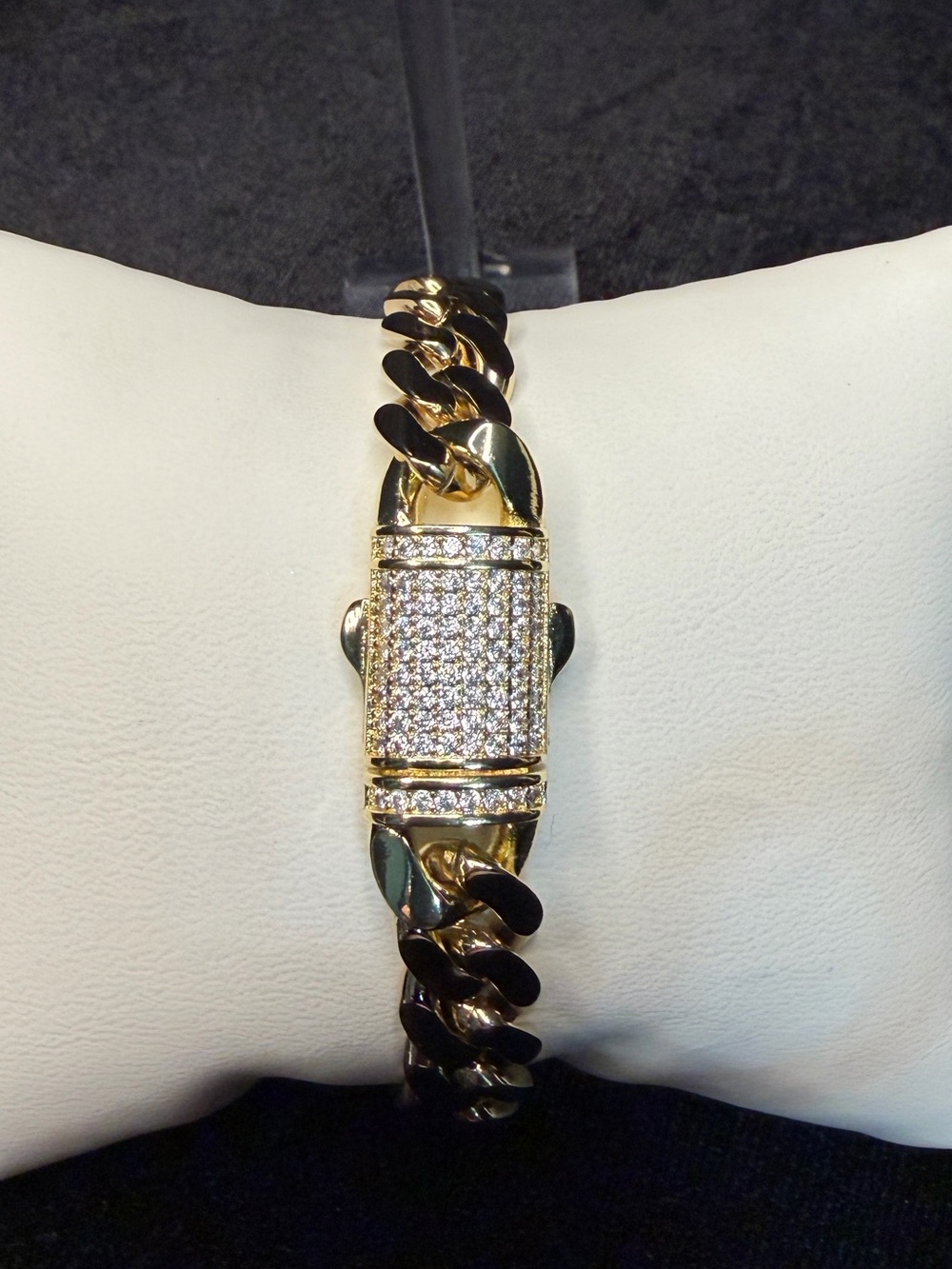 Cuban Curb Link 8in 10MM 14K Premium Finished Bracelet Pavé CZ Box Clasp